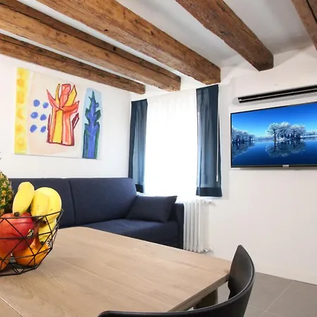 Degli Artisti Apartman